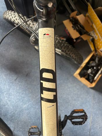 Used CUBE Ltd Shimano Deore XT 2011 Mountainbike, Light Gray — image 4 of 6