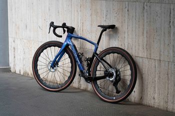 Used Pinarello Dogma GR 2026 | Shimano GRX 1x12 | Fulcrum Sharq 42 Polartec | Size 50 | 0 Km | Brand New 2026 Road & Gravel, Blue — image 3 of 9