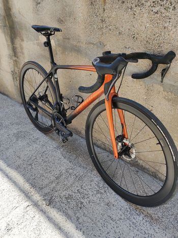 Giant TCR Advanced Pro Disc 0 Ultegra Di2 2022 2022 Road & Gravel de segunda mano, Negro — imagen 4 de 7