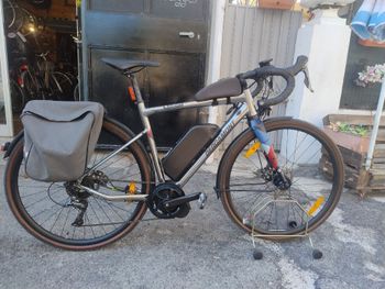 Bergamont Custom Shimano Claris 2024 Corsa & gravel usato