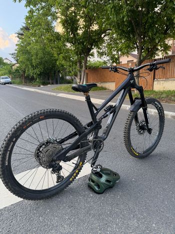 Gebrauchtes YT Custom Shimano SLX 2025 Mountainbike, Schwarz — Bild 3 von 5