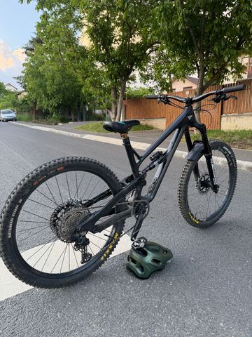 YT Custom Shimano SLX 2025 Mountainbike de segunda mano, Negro — imagen 3 de 5