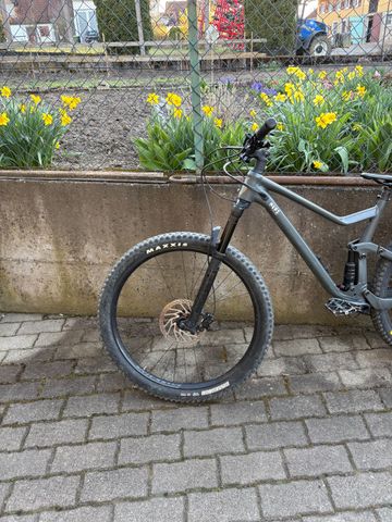 Used Scott Genius 950 2022 2022 Mountainbike, Light Gray, 29 — image 6 of 6