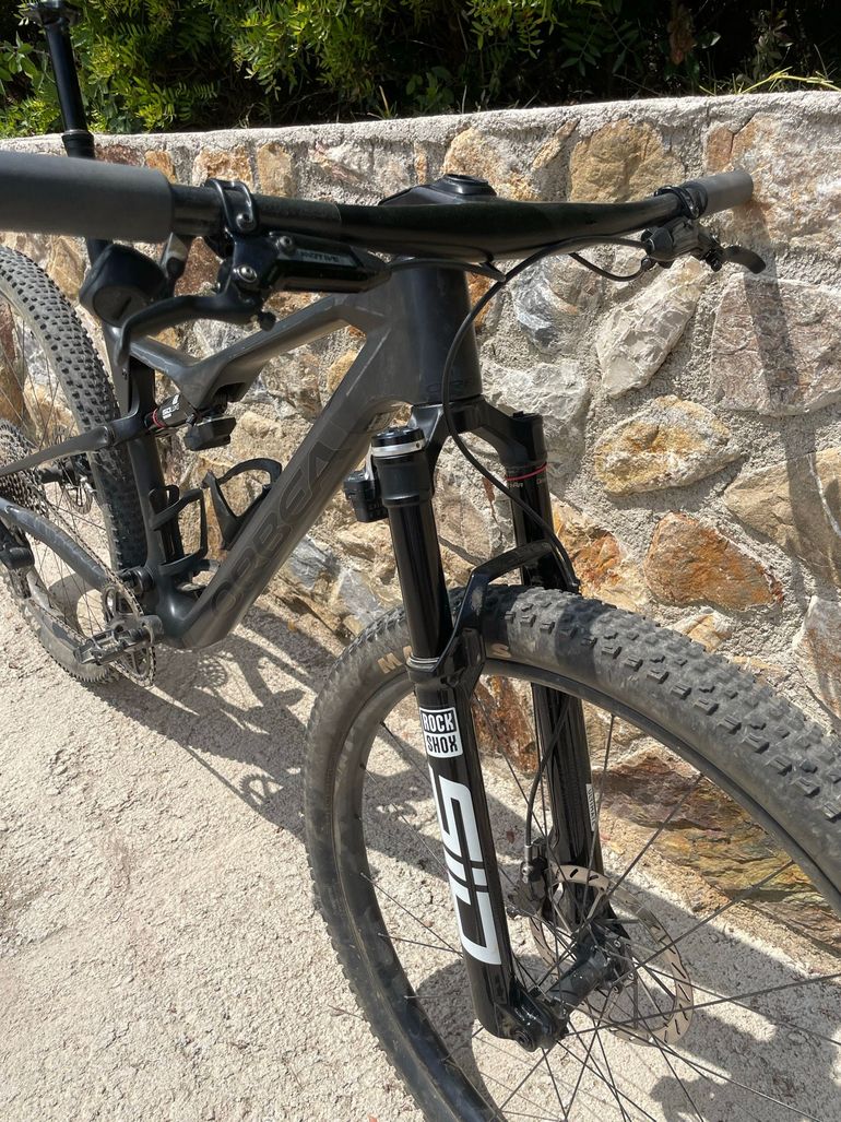 Gebrauchtes Orbea OIZ M-TEAM AXS 2025 2025 Mountainbike, Schwarz, 29 — Bild 2 von 3