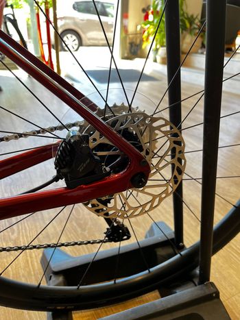 Použité Giant Defy Shimano 105 2025 Road & Gravel — obrázek 5 z 5