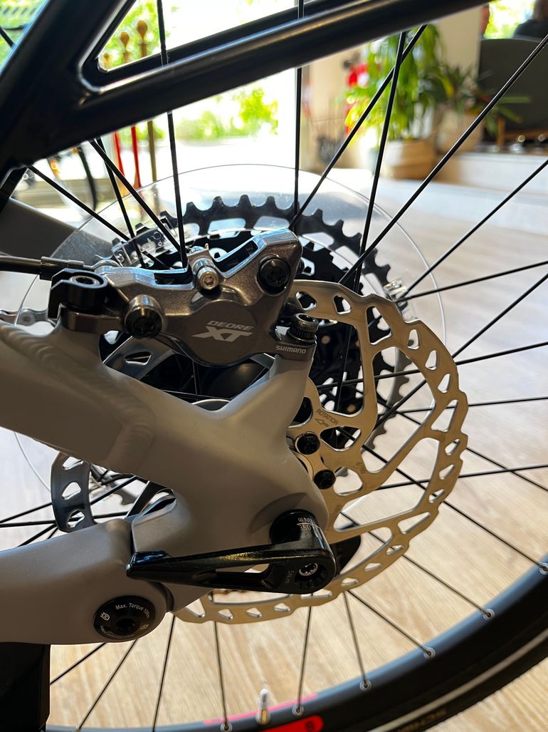Gebrauchtes Husqvarna Gran Tourer GT5 2023 2023 Road & Gravel, Hellgrau — Bild 2 von 5