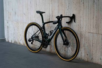 Used Pinarello Dogma X 2025 | Campagnolo Super Record WRL 12s | Bora WTO 45 | Size 465 | 200 Km | Demo 2025 Road & Gravel, Green — image 6 of 13