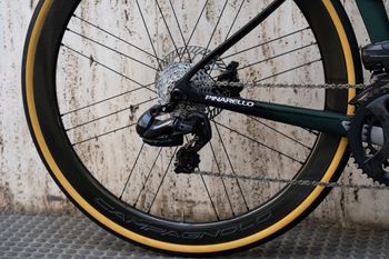 Used Pinarello Dogma X 2025 | Campagnolo Super Record WRL 12s | Bora WTO 45 | Size 465 | 200 Km | Demo 2025 Road & Gravel, Green — image 11 of 13
