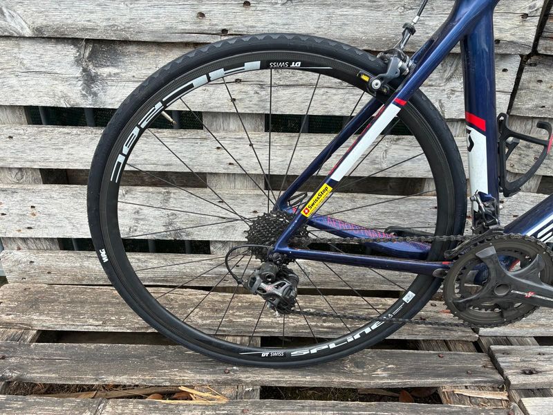 Used Scott Foil 10 2017 2017 Road & Gravel, Blue — image 8 of 10