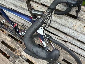 Used Scott Foil 10 2017 2017 Road & Gravel, Blue — image 5 of 10