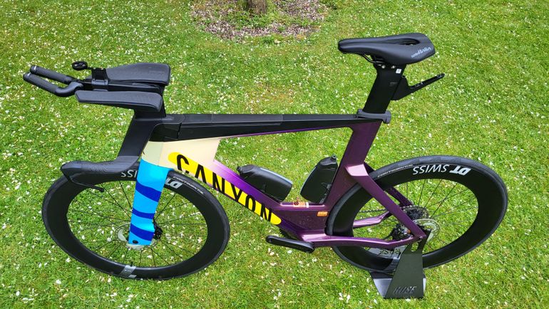 Canyon Speedmax CF SLX Hawaii LTD 2023 2023 Road & Gravel de segunda mano, Morado — imagen 6 de 7