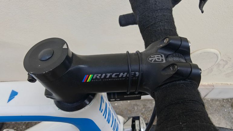 Tweedehands Canyon Ultimate Shimano Dura Ace Di2 2017 Road & Gravel — afbeelding 8 van 14