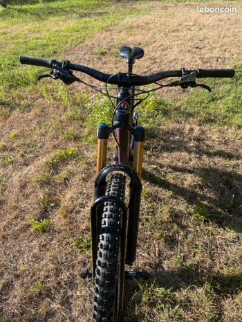Used Rocky Mountain Altitude Carbon 90 Rally Edition 2021 2021 Mountainbike, Blue, 27.5, 29 — image 3 of 12