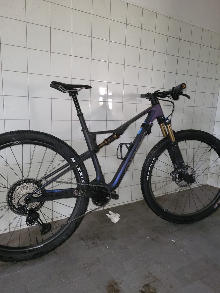 Gebrauchtes Orbea OIZ M-TEAM 2023 2023 Mountainbike, Violett — Bild 3 von 3