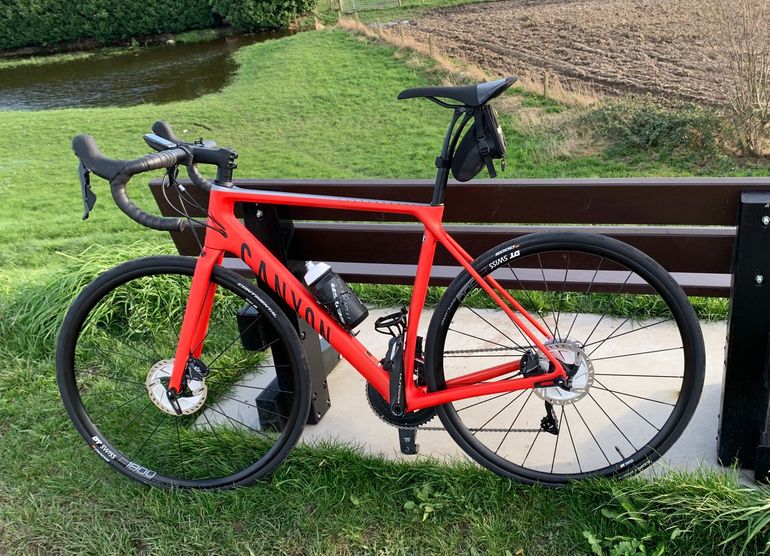 Used Canyon Endurace CF SL Disc 8.0 2020 2020 Road & Gravel, Red — image 3 of 3