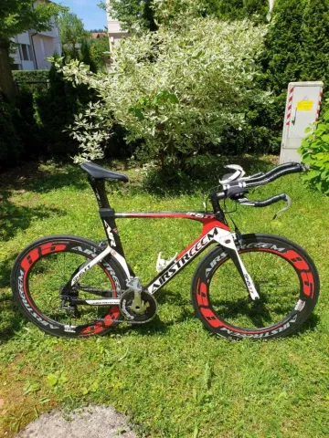 Używany Airstreeem 945 TT Plus 2016 Road & Gravel — zdjęcie 2 z 8