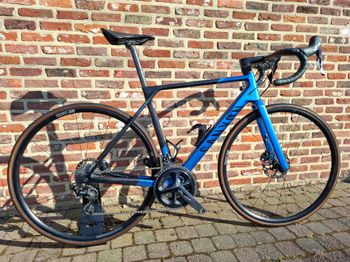 Used Canyon Ultimate CF SL 7 2023 2023 Road & Gravel