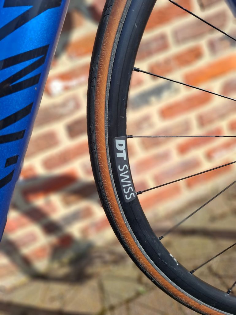 Used Canyon Ultimate CF SL 7 2023 2023 Road & Gravel, Black — image 5 of 7