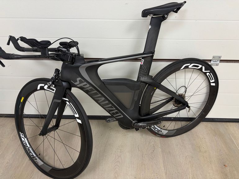 Used Specialized Shiv Expert 2018 2018 Road & Gravel, Black — image 1 of 7