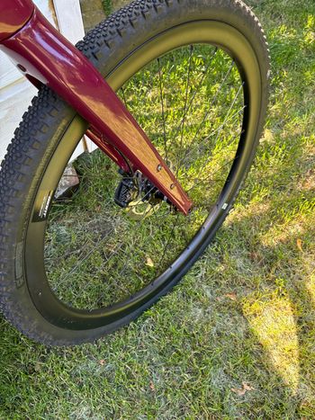 Used Lapierre Crosshill CF 6.0 2025 2025 Road & Gravel, Red — image 8 of 8