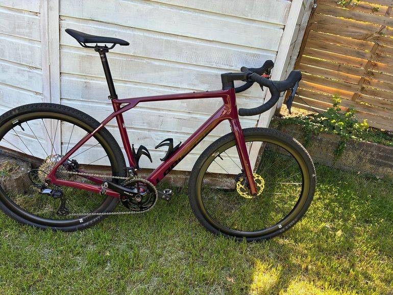 Used Lapierre Crosshill CF 6.0 2025 2025 Road & Gravel, Red — image 7 of 8