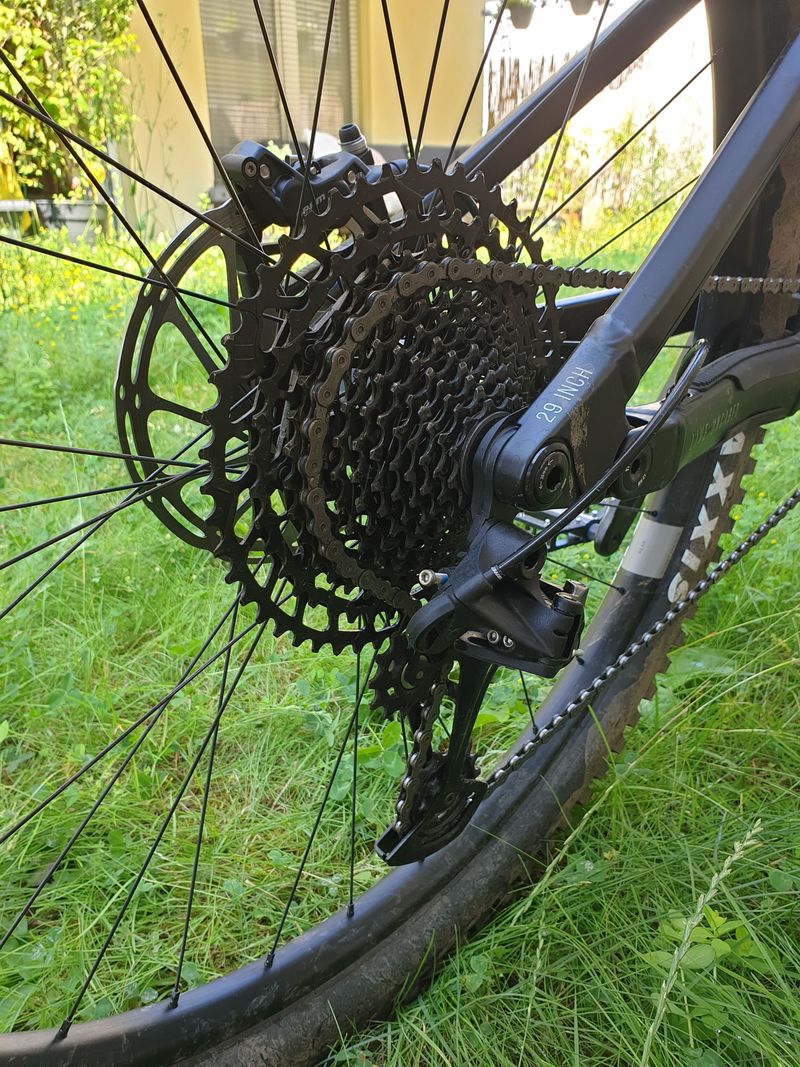 Used YT Industries Izzo CORE 2 29 2023 2023 Mountainbike, Black, 29 — image 9 of 9