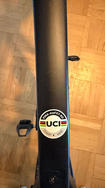 Used Pinarello Prince Disk Ultegra Bike 2021 2021 Road & Gravel, Black — image 7 of 7
