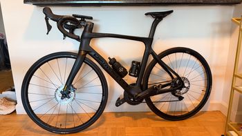 Used Pinarello Prince Disk Ultegra Bike 2021 2021 Road & Gravel, Black — image 2 of 7