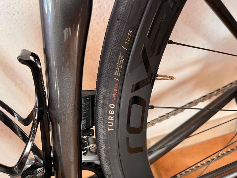 Tweedehands Specialized Tarmac SL8 Expert 2024 2024 Road & Gravel — afbeelding 10 van 10