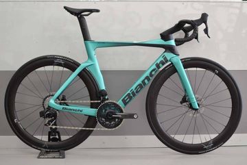 Używany Bianchi Oltre PRO SRAM FORCE ETAP AXS 2025 2025 Road & Gravel