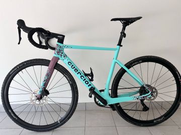 Used Guerciotti Custom Shimano GRX 2025 Road & Gravel, Light Gray — image 2 of 7