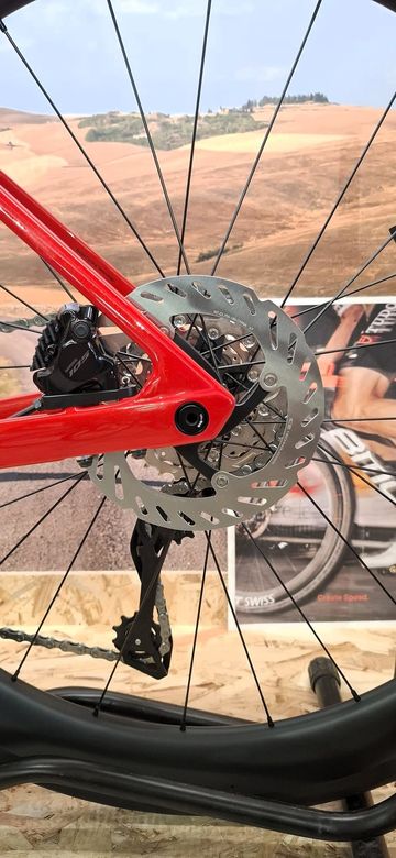 Brugt BMC TEAMMACHINE R01 FIVE 2027 2027 Road & Gravel — billede 4 af 8