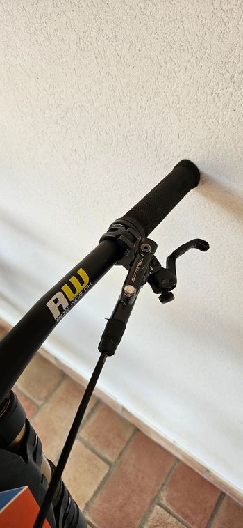 Used Mondraker Summum Shimano Saint 2024 Mountainbike, White — image 5 of 5