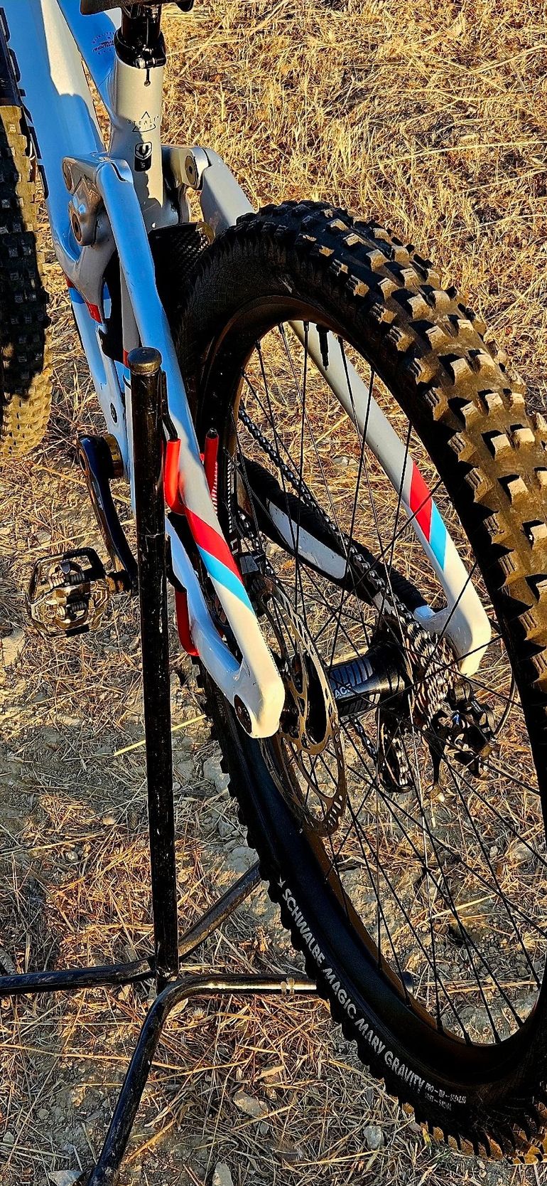 Gebrauchtes Mondraker Summum Shimano Saint 2024 Mountainbike, Weiß — Bild 10 von 22