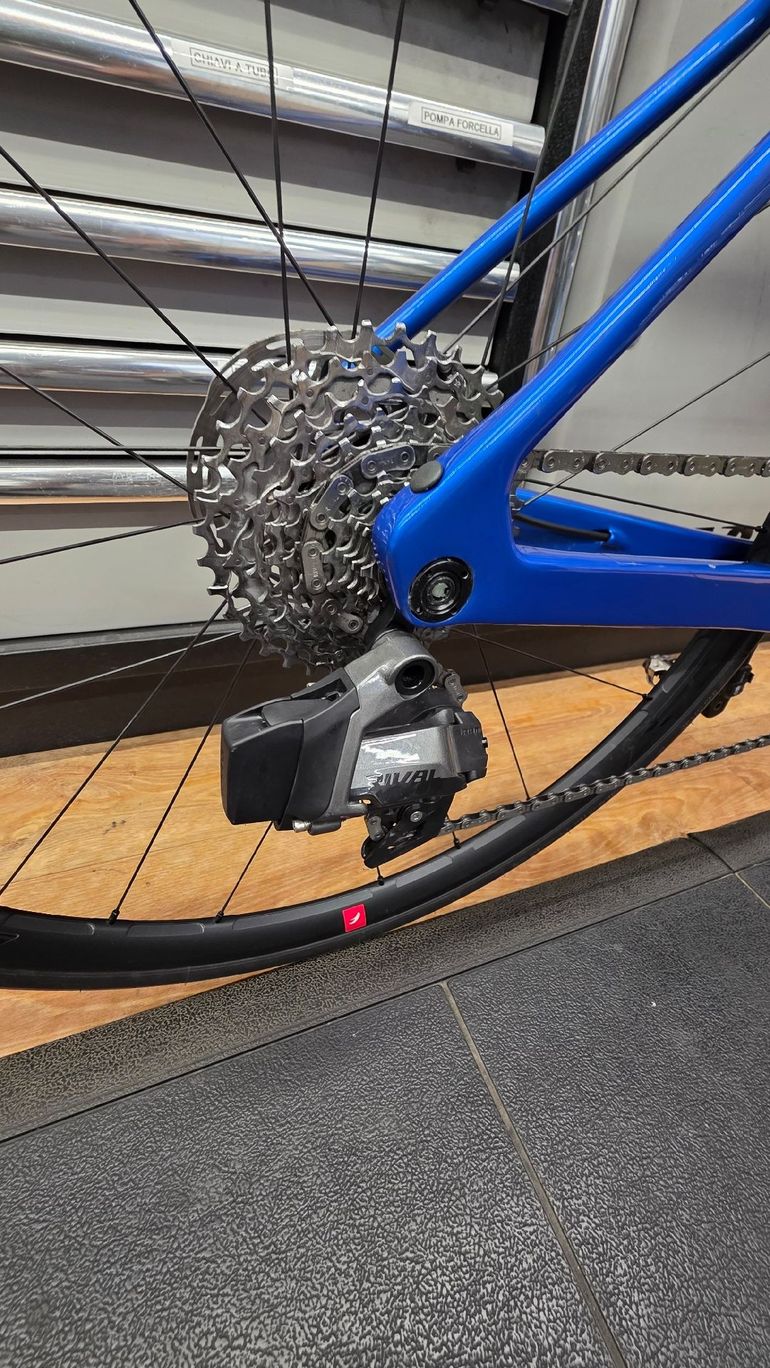 Used Van rysel 12-Speed Road Bike NCR CF Rival AXS eTap 2026 2026 Road & Gravel, Blue — image 4 of 6