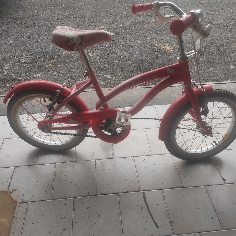Used Hello kitty Custom Youth, White — image 1 of 4