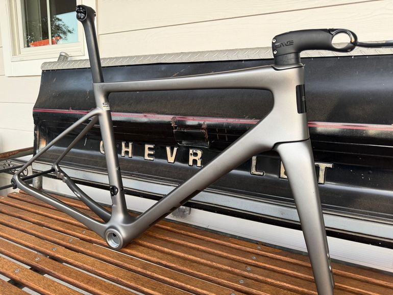 Used Enve Melee 2024 Frameset 2024 Road & Gravel, Light Gray — image 2 of 7