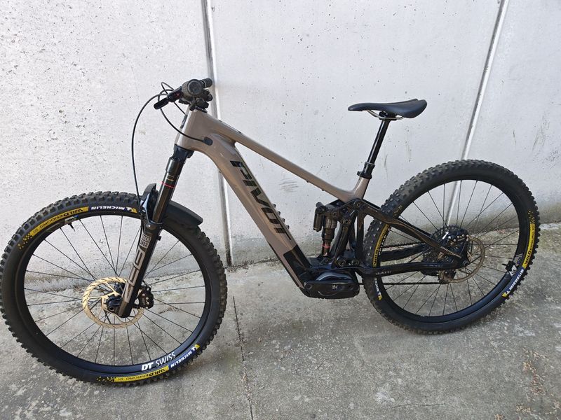 Pivot Shuttle Am Pro 2025 2025 Mountainbike d'occasion — image 42 sur 53