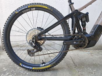 Brugt Pivot Shuttle Am Pro 2025 2025 Mountainbike — billede 4 af 53