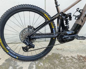 Używany Pivot Shuttle Am Pro 2025 2025 Mountainbike — zdjęcie 3 z 10