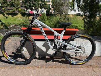Použité Propain Spindrift SRAM GX DH 2024 Mountainbike — obrázek 3 z 20