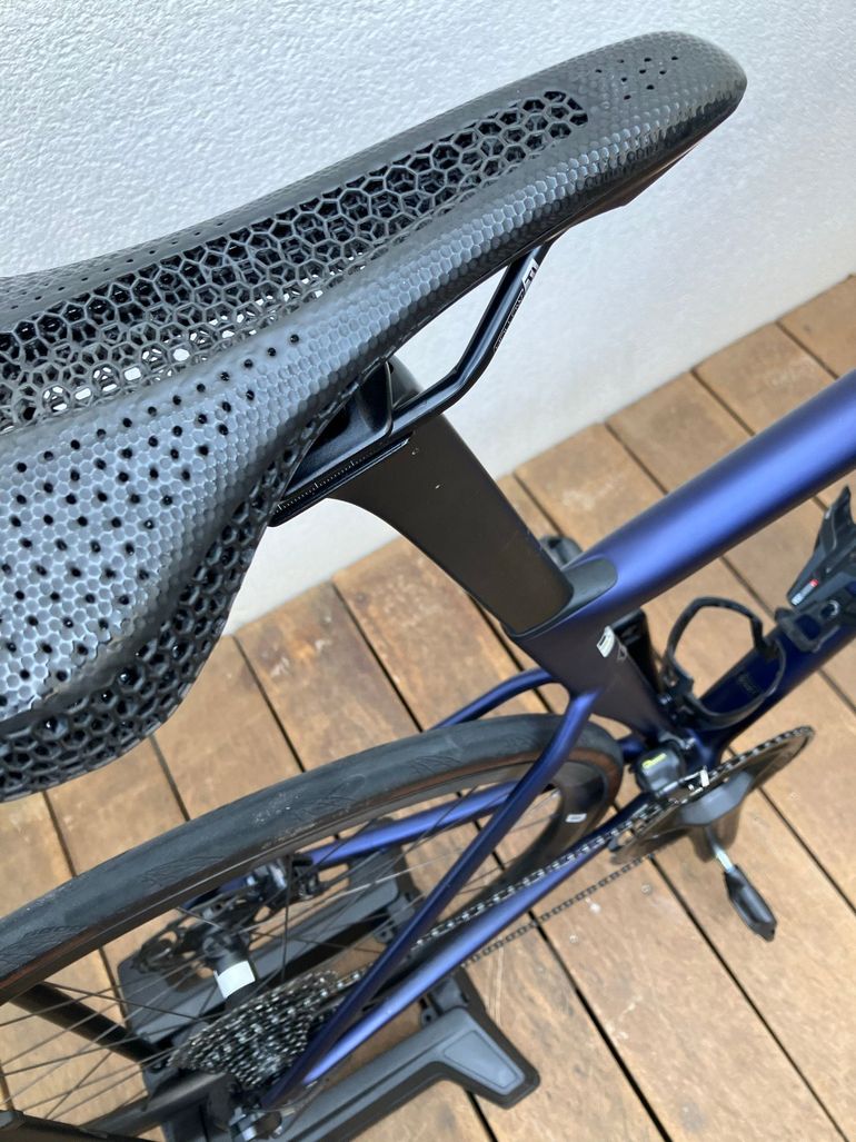 Used Specialized Tarmac Shimano Ultegra Di2 2024 Road & Gravel, Blue — image 6 of 12