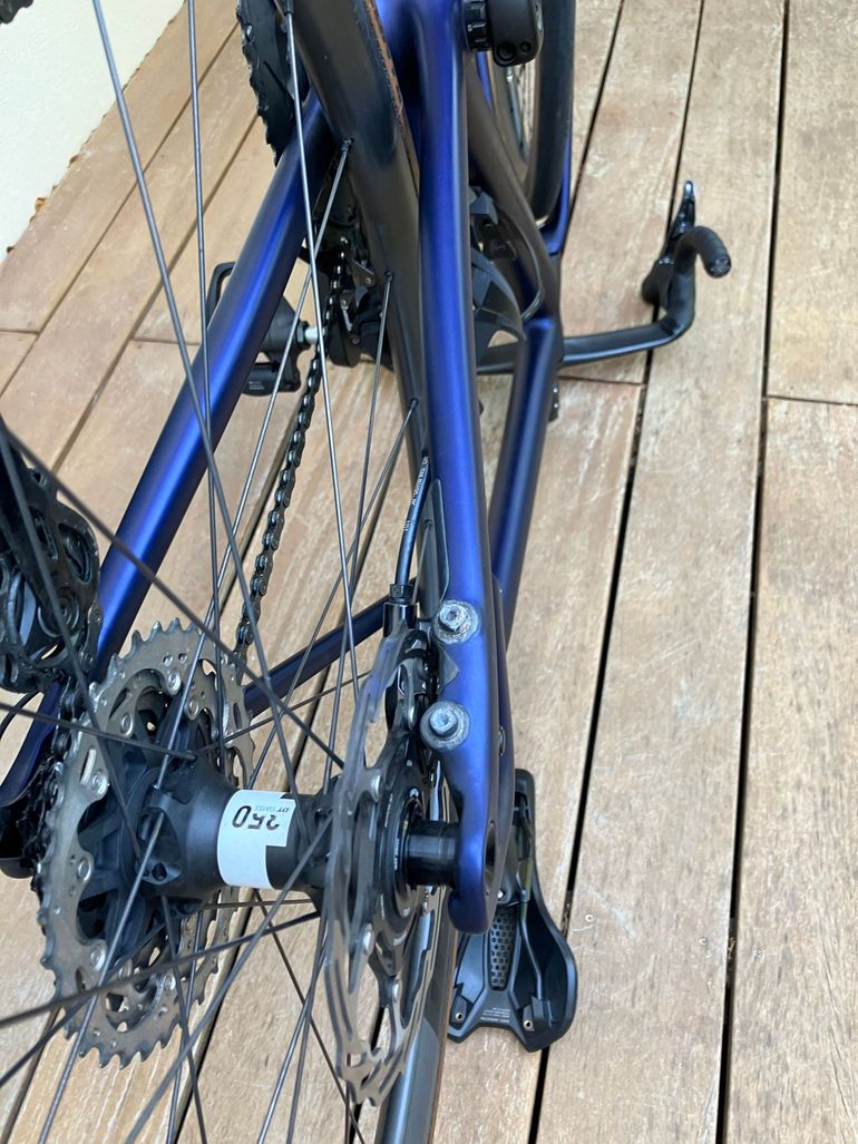 Used Specialized Tarmac Shimano Ultegra Di2 2024 Road & Gravel, Blue — image 10 of 12