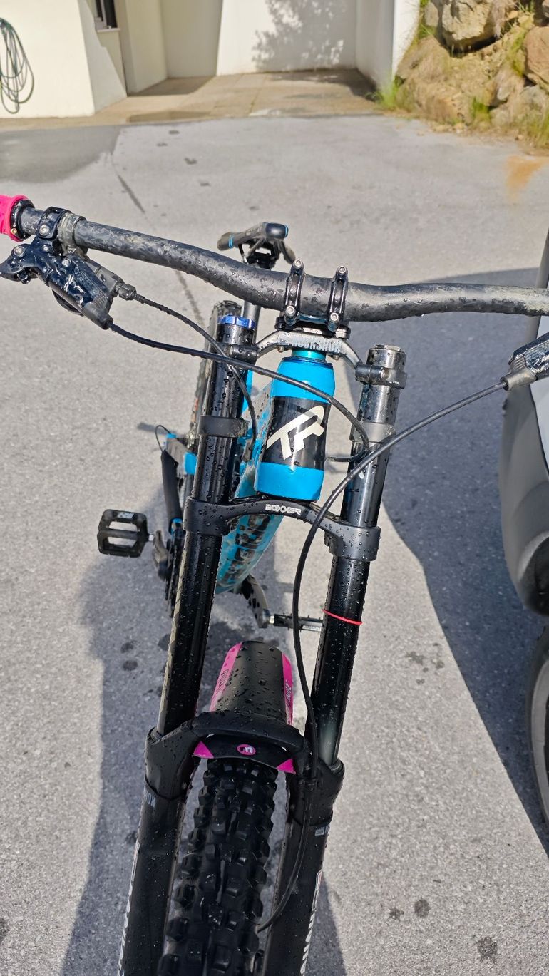 Gebrauchtes Transition Tr500 Shimano Saint 2016 Mountainbike, Blau — Bild 3 von 10