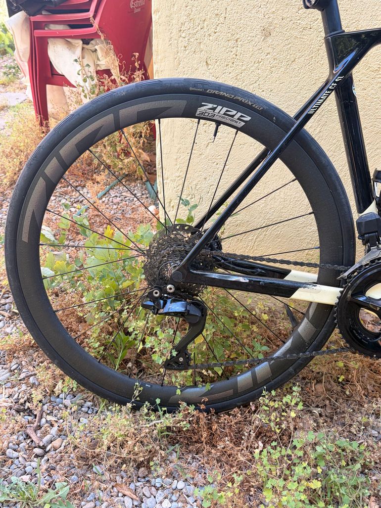 Used Canyon Ultimate CF SL 7 Di2 Aero 2024 2024 Road & Gravel, Black — image 9 of 12