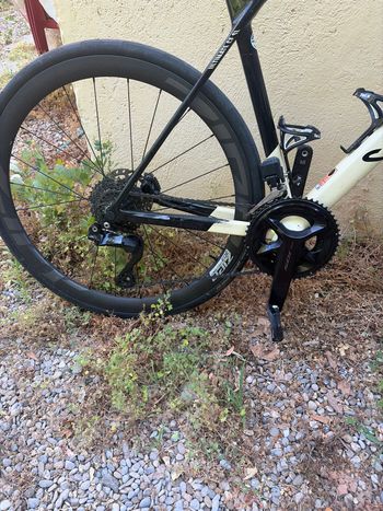 Used Canyon Ultimate CF SL 7 Di2 Aero 2024 2024 Road & Gravel, Black — image 3 of 12