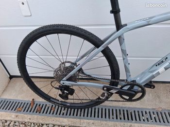 Used Trek Boone 5 2026 2026 Road & Gravel, White — image 3 of 4