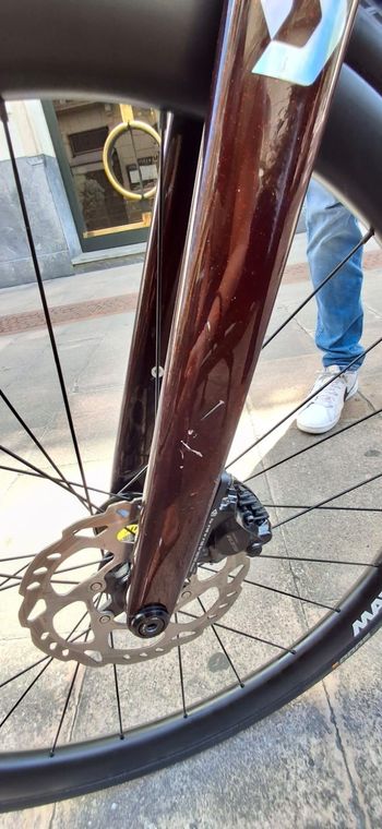 Used Scott Addict 30 2023 2023 Road & Gravel, Red — image 9 of 19