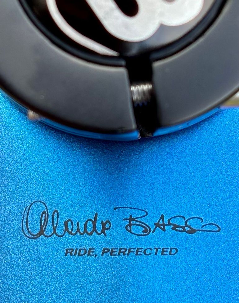 Used Basso Diamante Shimano Dura Ace Di2 2022 Road & Gravel, Blue — image 12 of 13