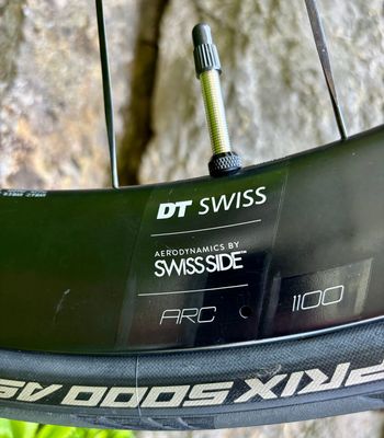 Used Basso Diamante Shimano Dura Ace Di2 2022 Road & Gravel, Blue — image 9 of 10